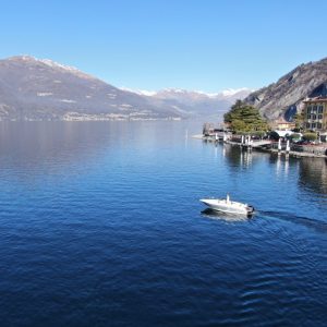 foto lago di como sponda di lecco tour in barca